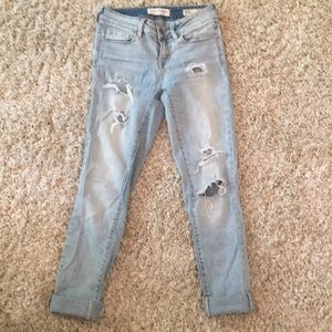 Bullhead Denim Co Cropped Low Rise Skinny Jeans